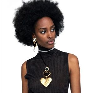 COPY - Zara Hearts Chunky Gold Leaf Dangle Black Necklace